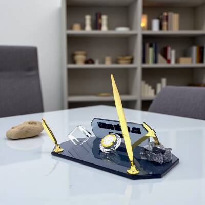 Arkeolog Masa Isimliği - 3