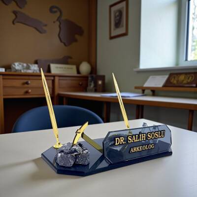 Arkeolog Masa Isimliği - 4