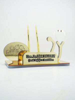 Çocuk Doktoruna Özel Masa İsimlik