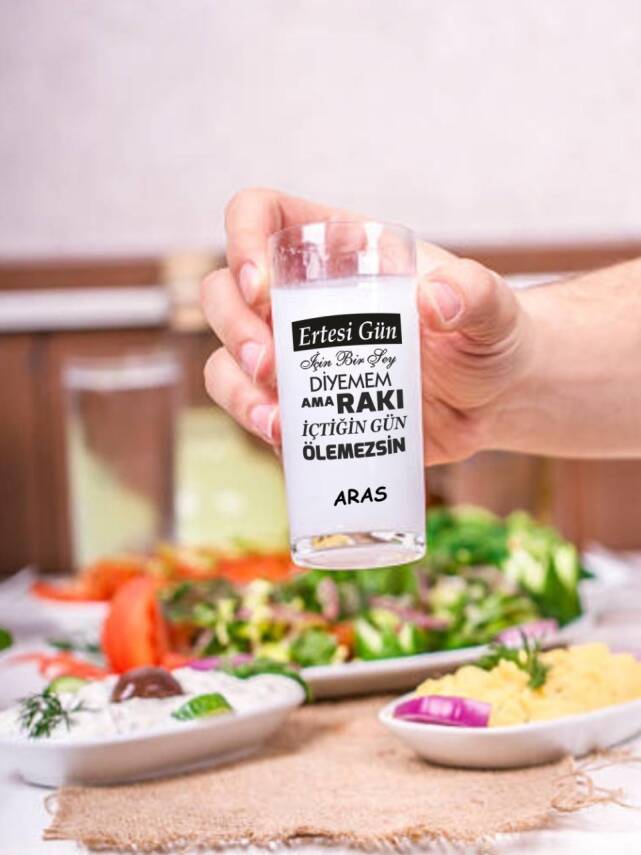Ertesi gün için bir şey diyemem rakı bardağı - 1