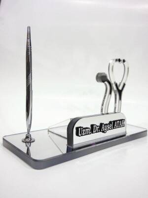 Gümüş Renk Doktora Özel Masa İsimlik