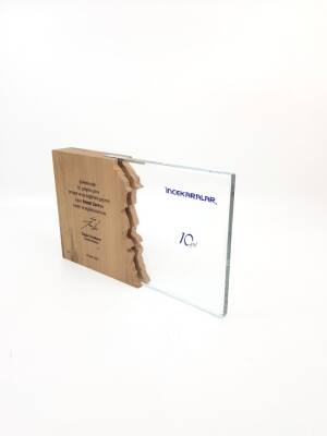 Hakiki ceviz vip plaket 12 cm