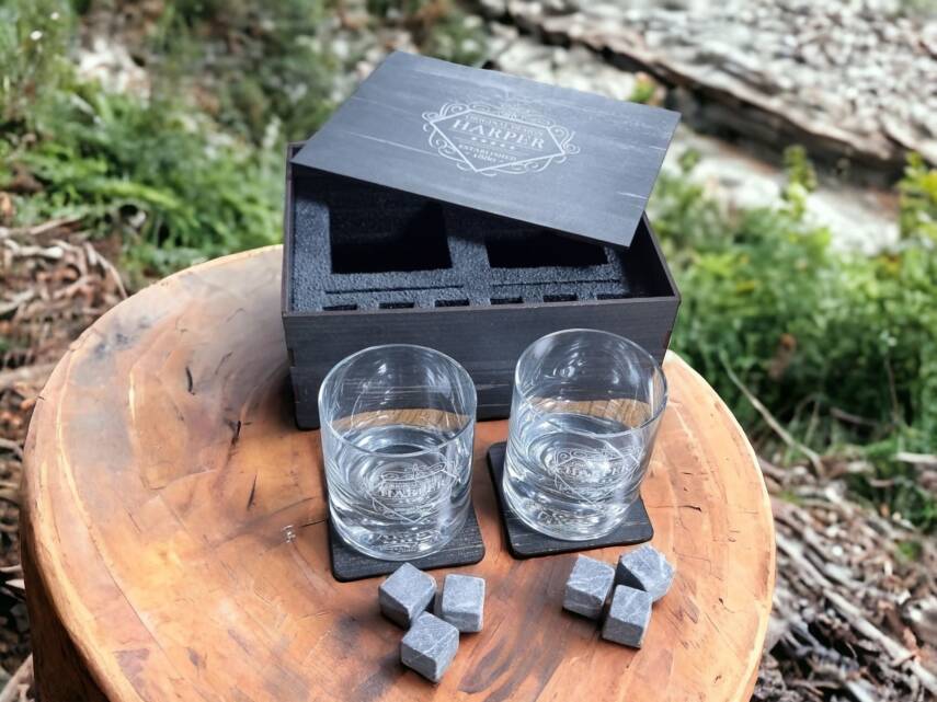 Kişiye Özel Siyah Ahşap Kutulu İkili Viski Seti - 1