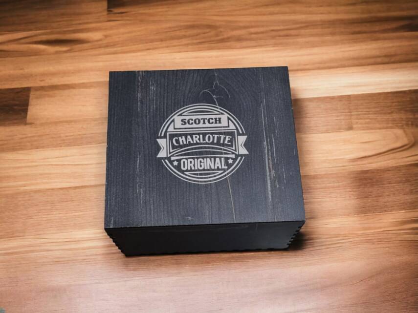 Kişiye Özel Siyah Ahşap Kutulu Viski Seti - 2