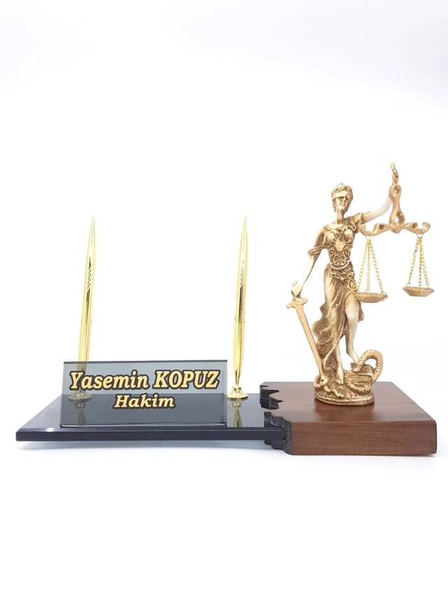 VIP Adalet Heykelli Kristal Masa İsimliği - 1